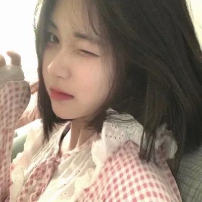 加布里埃拉,丁香和肉桂